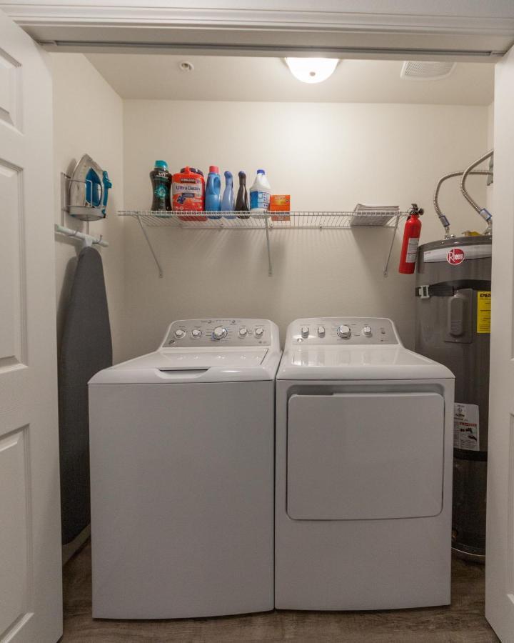 Modern And Stylish King Bed Wifi Free Parking Appartement Spokane Valley Buitenkant foto