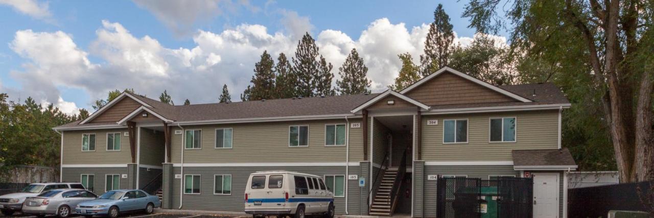 Modern And Stylish King Bed Wifi Free Parking Appartement Spokane Valley Buitenkant foto